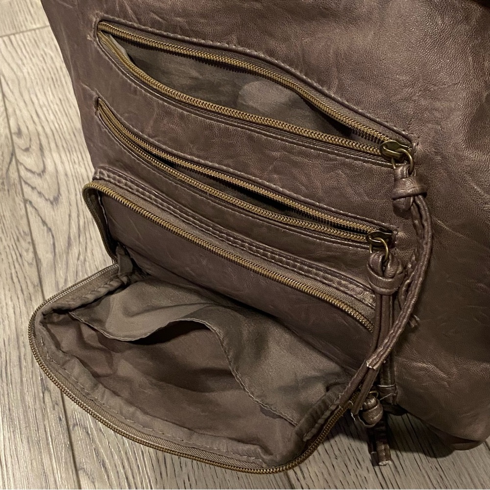 Stone Mountain & Co. Cross Body Purse Gray Adjustable Strap Bag Zip Pockets - Picture 3 of 15